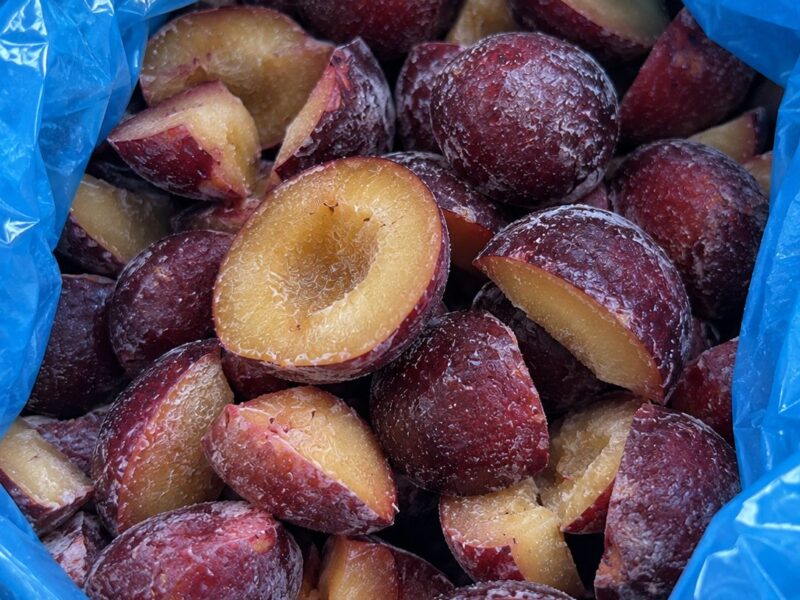 IQF Frozen Plums — image 1